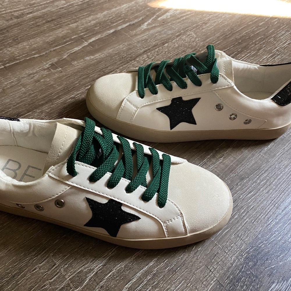 Womens sneakers